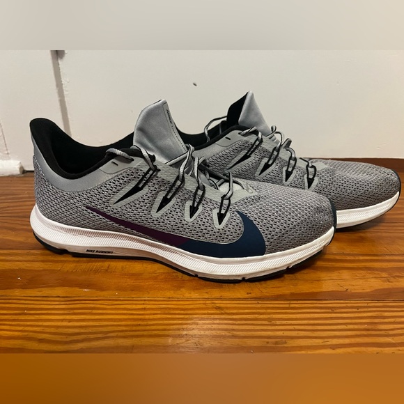Nike Quest running - Picture 1 of 3